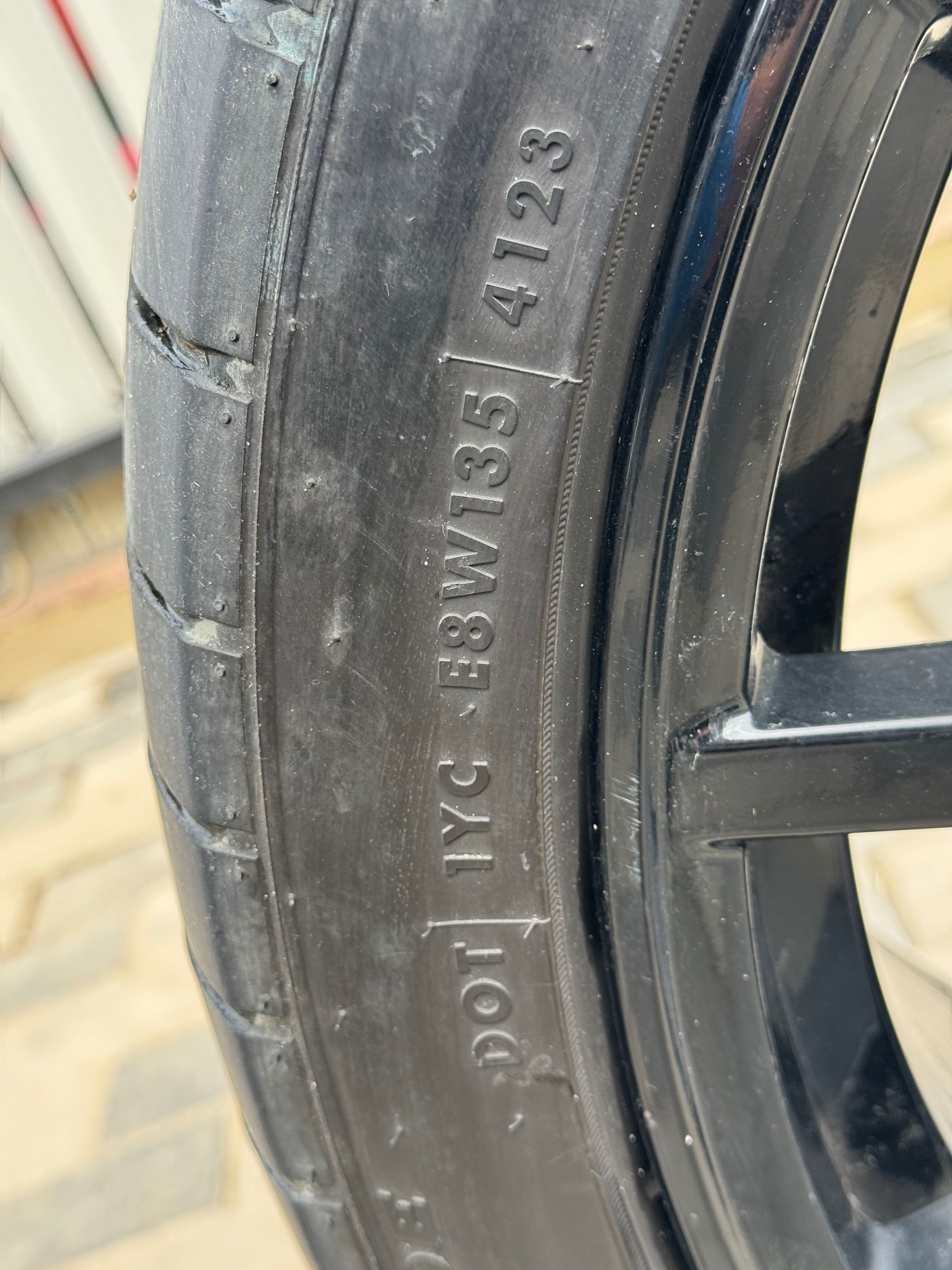 Jante BMW X5 M Performance Double Spoke 742M 22’