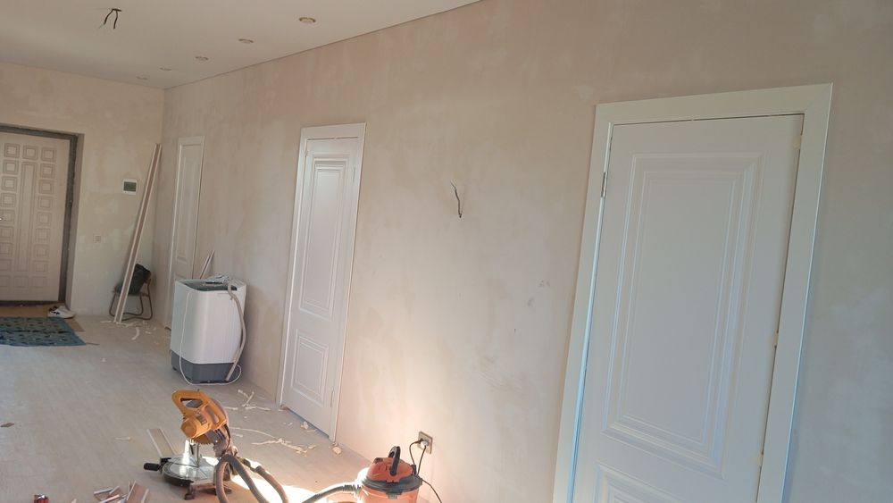 Установка межкомнатных дверей