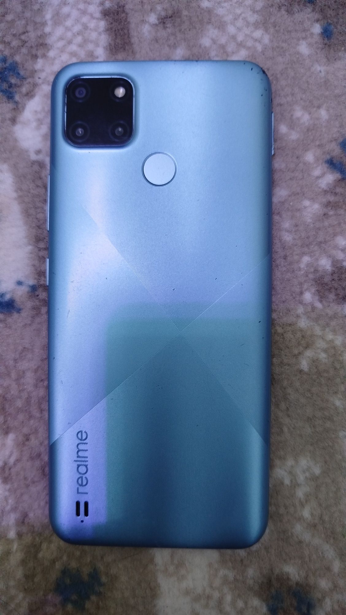 Realmi c21y sotiladi