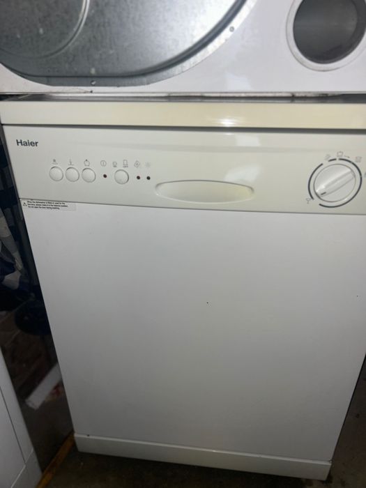 Запазена - Продавам миялна машина Haier