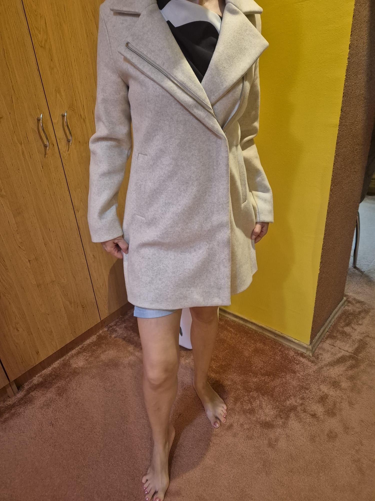 Palton bej dama, elegant
