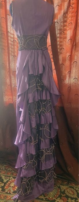 Вечерние платья