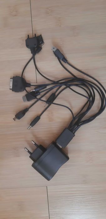 Vând cablu încărcare și transferul datelor