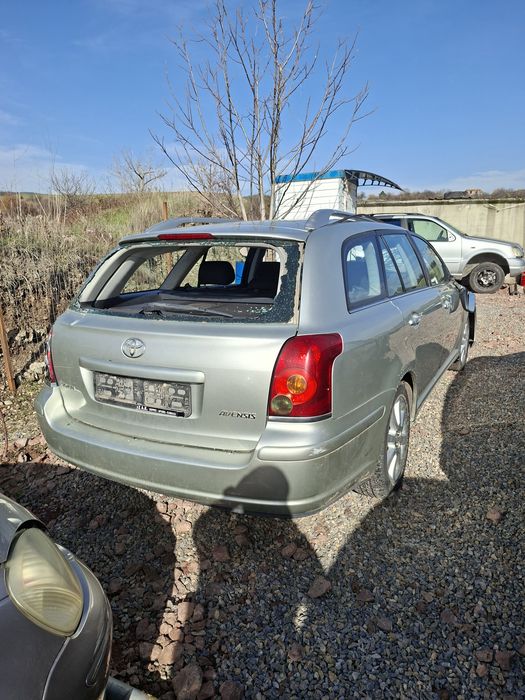 Toyota Avensis 1.8 бензин На Части