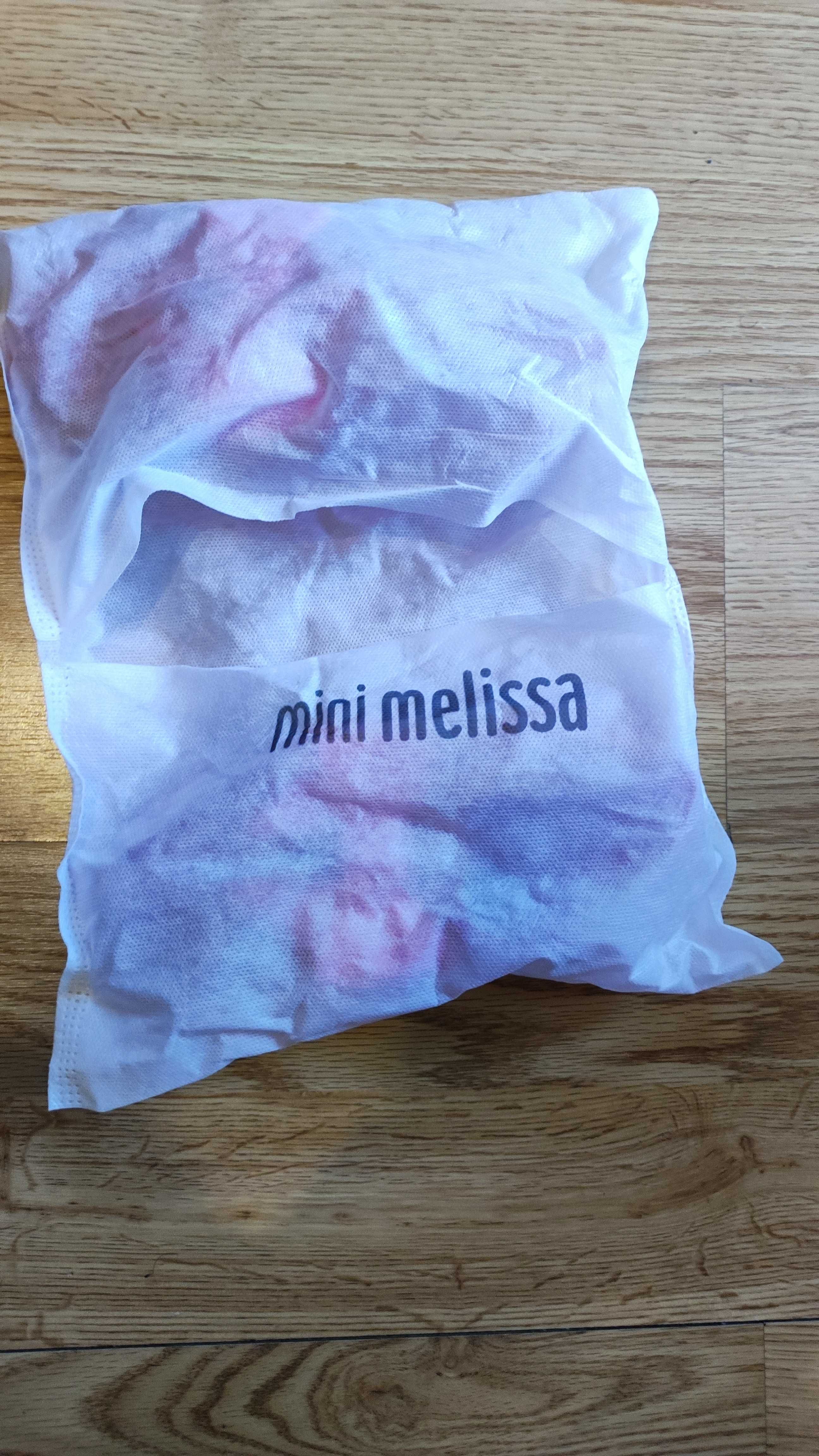 Нови детски сандали MINI MELISSA 33-34 номер