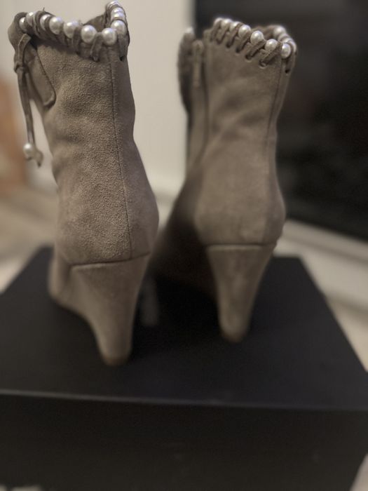 vand ghete piele intoarsa masura 36