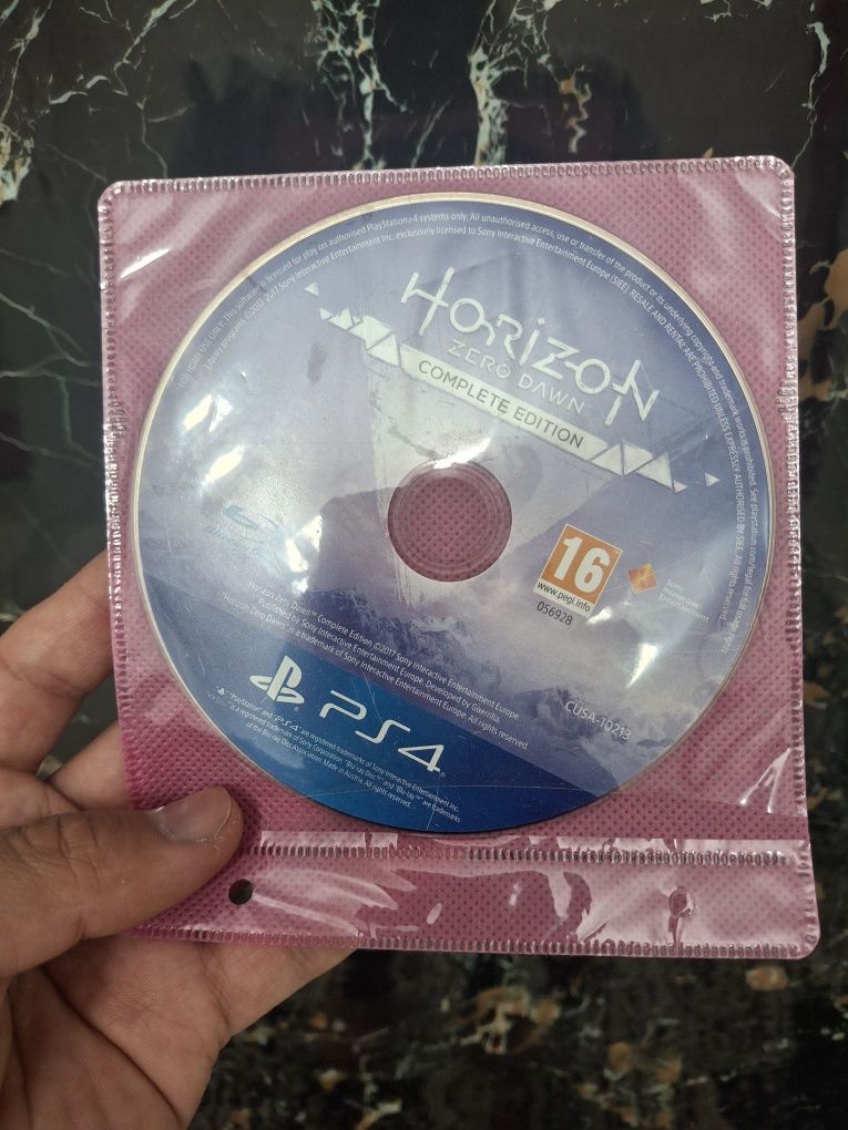 Продам Диск от PS4