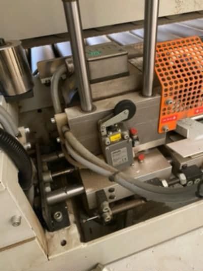 Кантираща машина hebrock