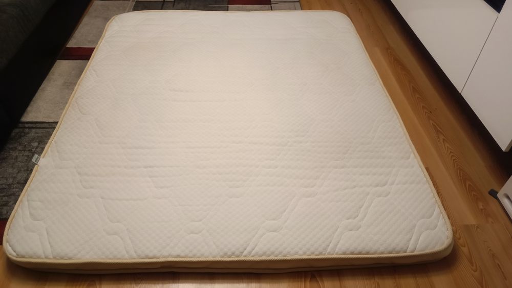 Топ матрак Ekotex HR Bubbles Gold, височина 8см