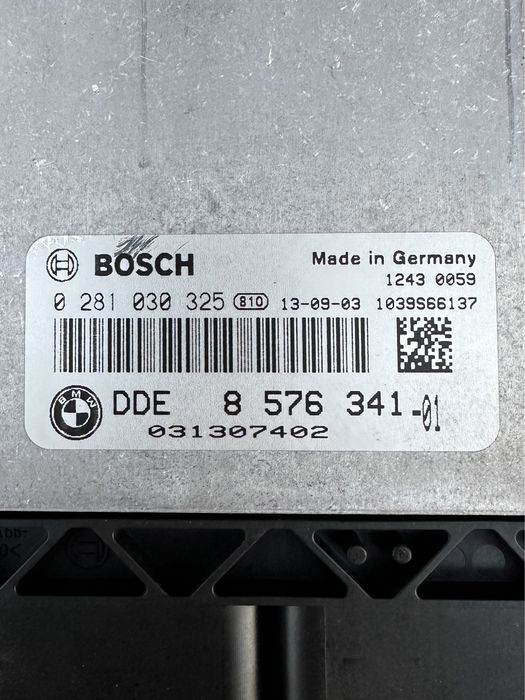 Calculator motor / Ecu motor BMW Seria 1 2 3 4 : 8576341