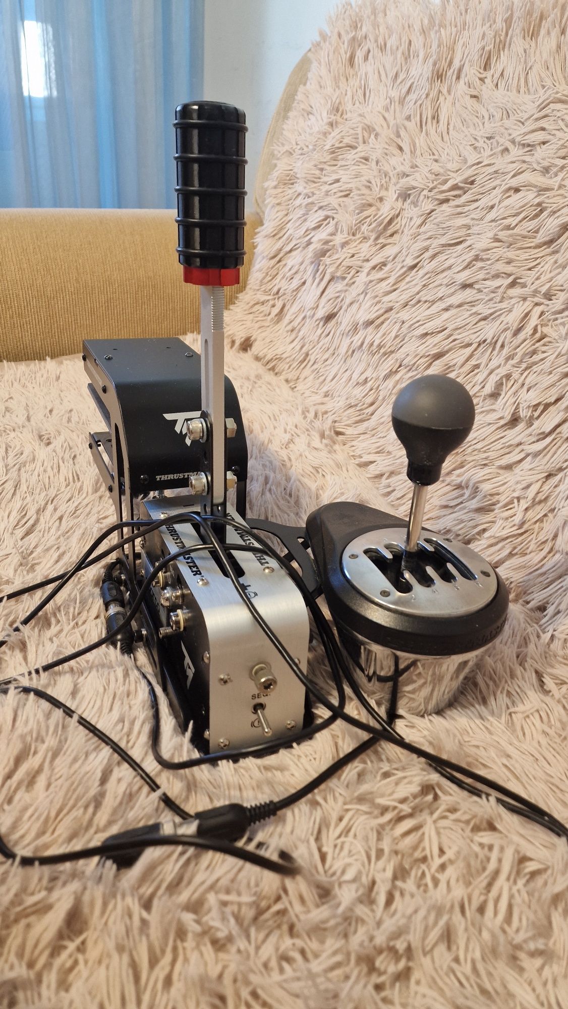 Thrustmaster TH8A + TSS Handbrake + Racing Clamp (пълен комплект)