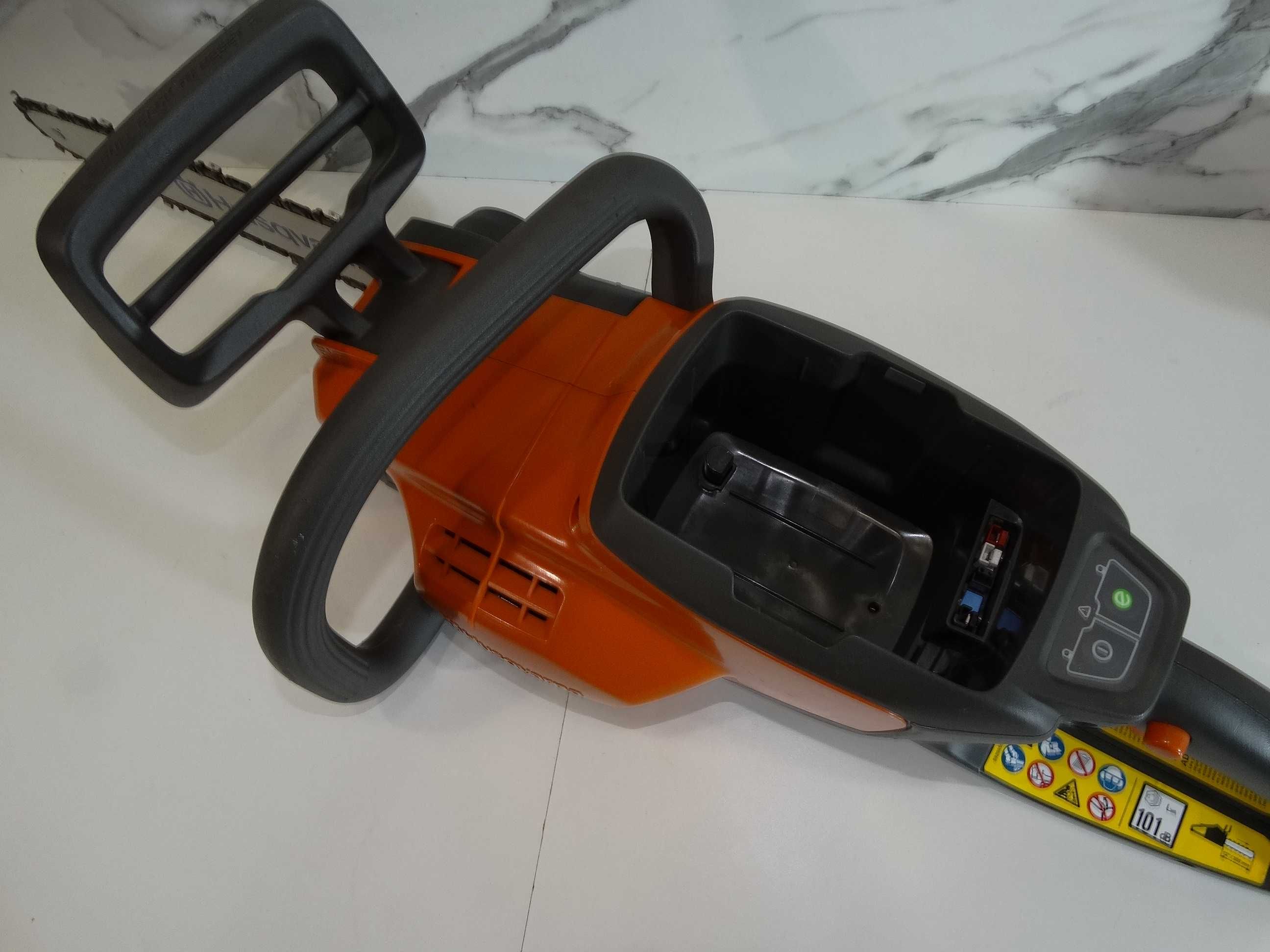 Промо - Husqvarna 120i + BLI 20 - Акумулаторен верижен трион