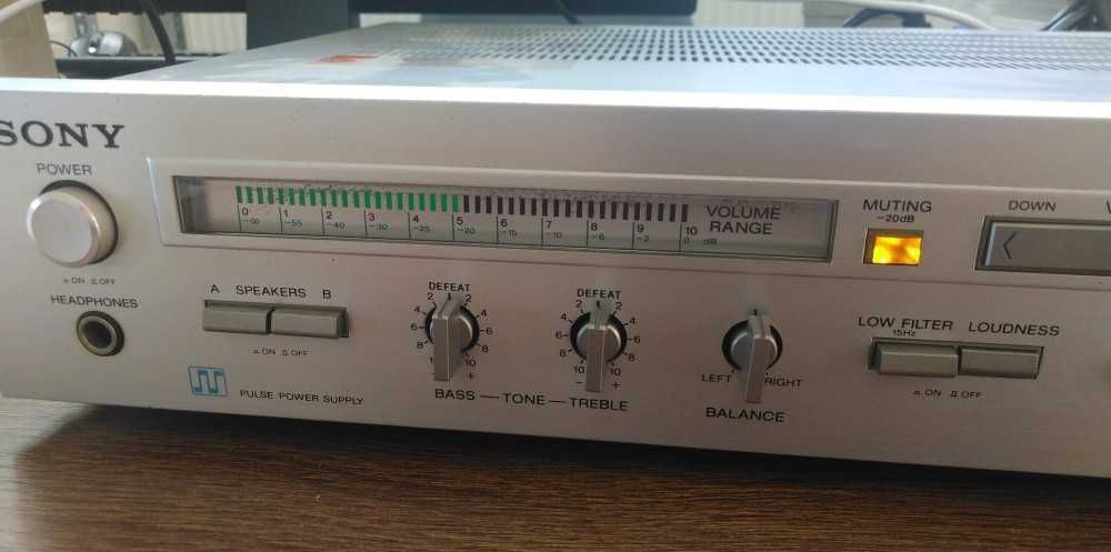 Amplificator Sony F55 jucarie de colectie