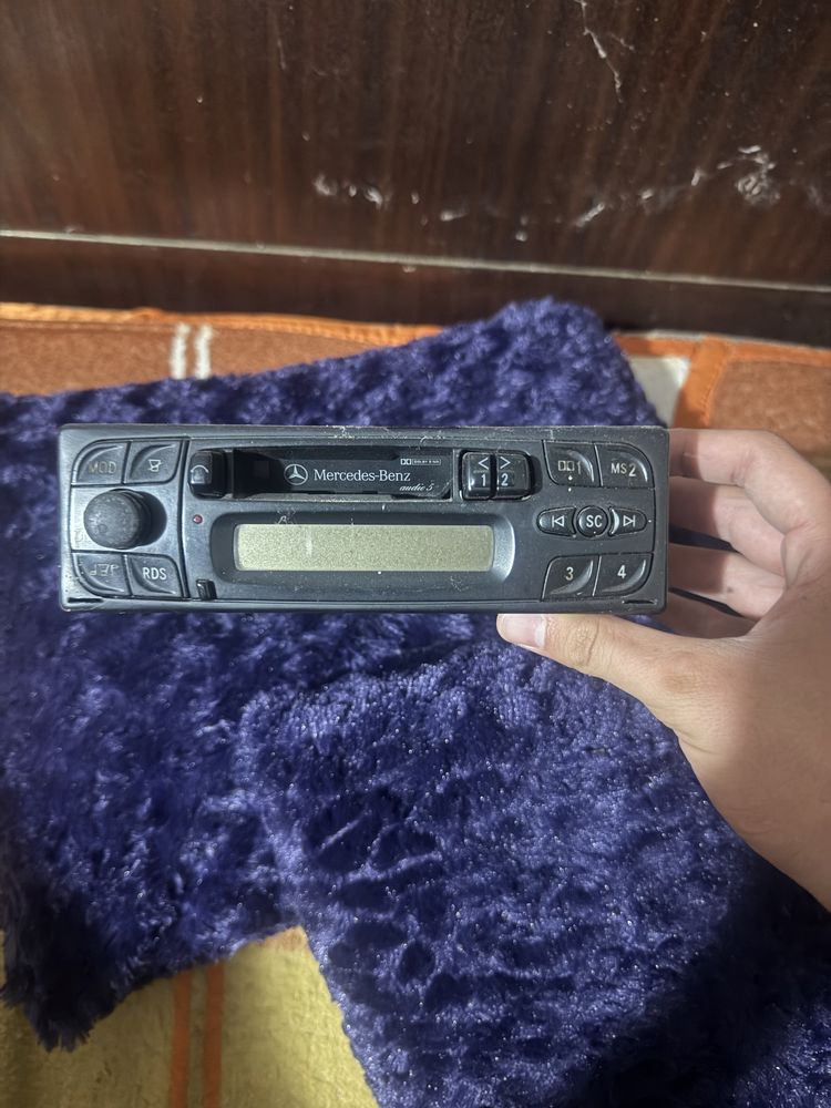CD плеър за кола