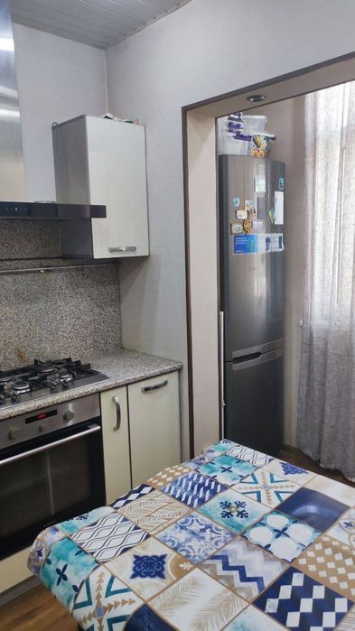 Квартира на С.Барака 2/8/9 общ пл 60м с обстановкой