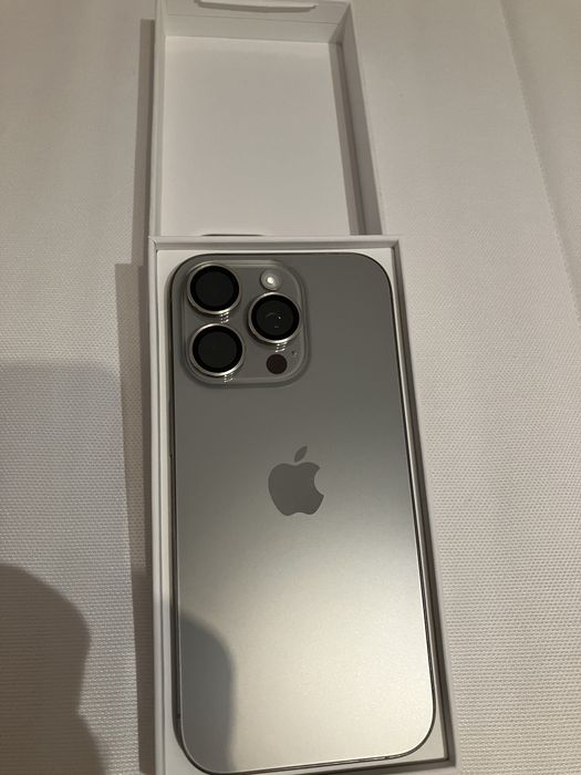 Iphone 16 pro 256gb natural titanium