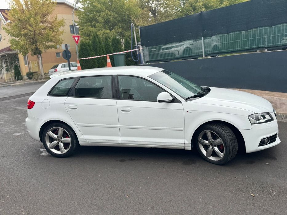 Vând Audi A3 1.6 tdi S-line