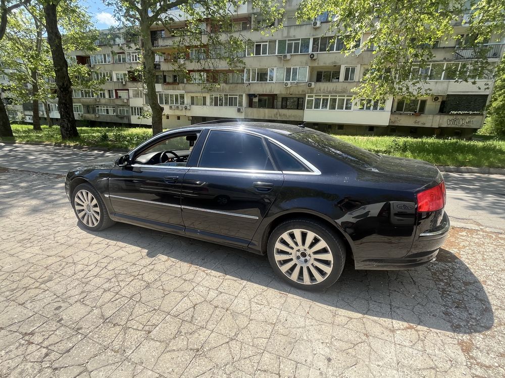 Audi A8 4.2 TDI.