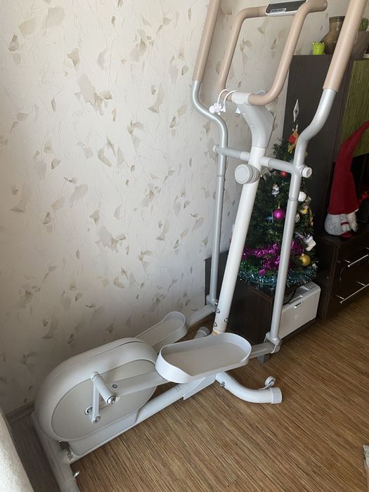 Продавам кростренажор