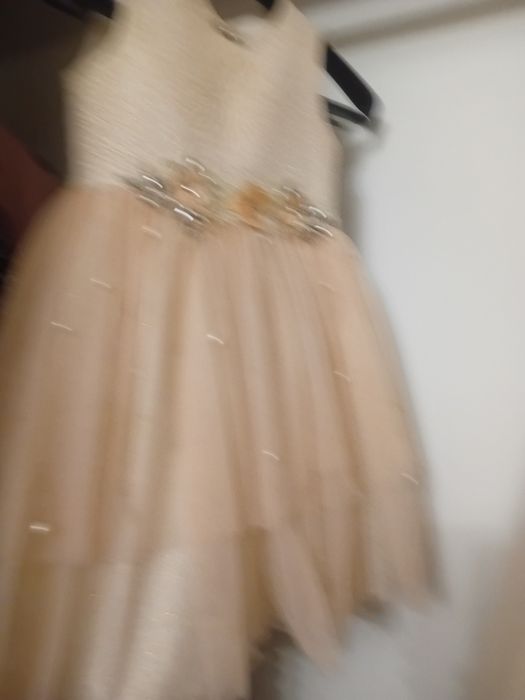 Продам детское платья с 2х до 3х лет за 12тыч