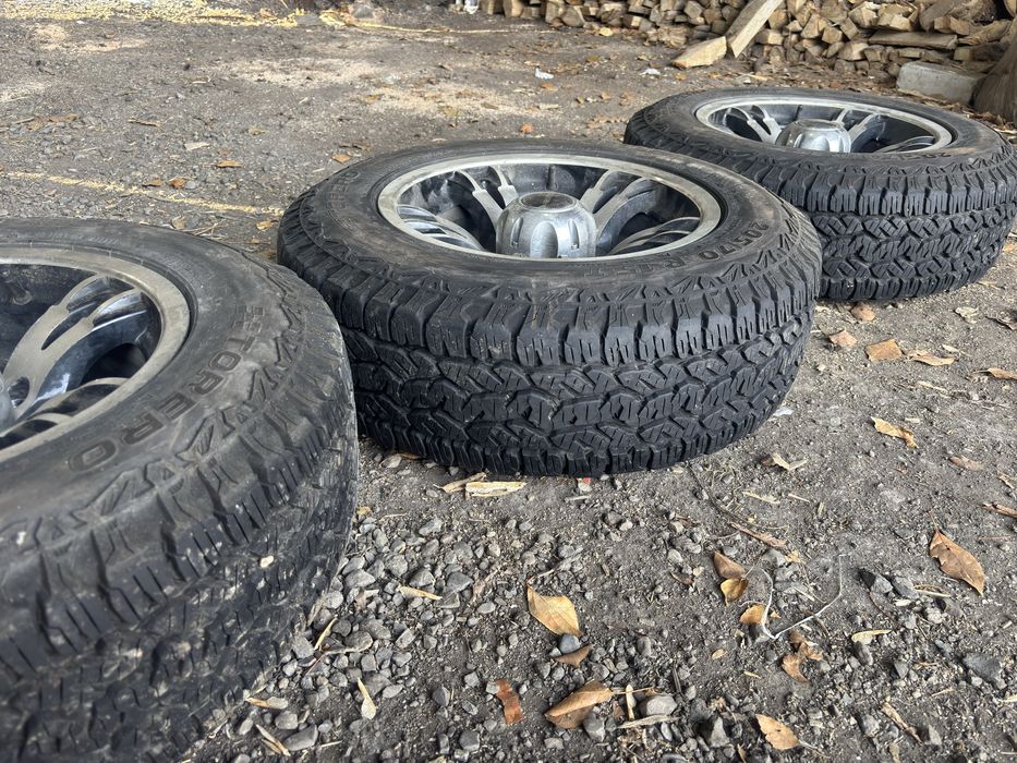 Комплект дисков с резиной