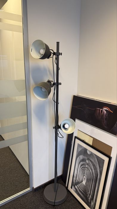 Lămpi de podea și birou, stare excelentă,