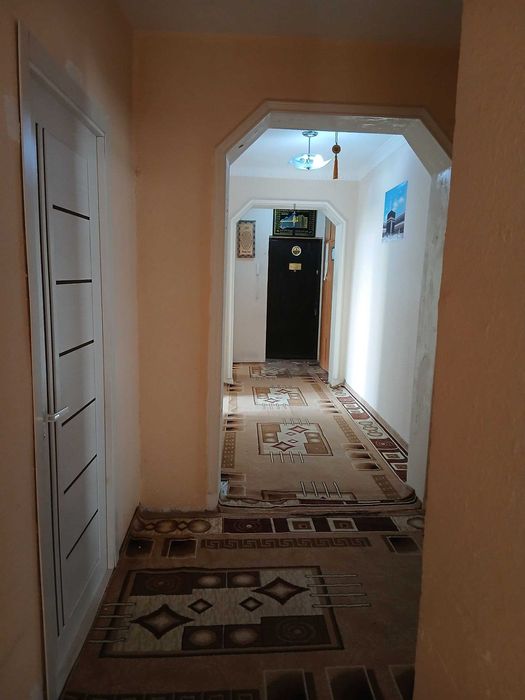 Продается 6 комнатная квартира в Сергели-8