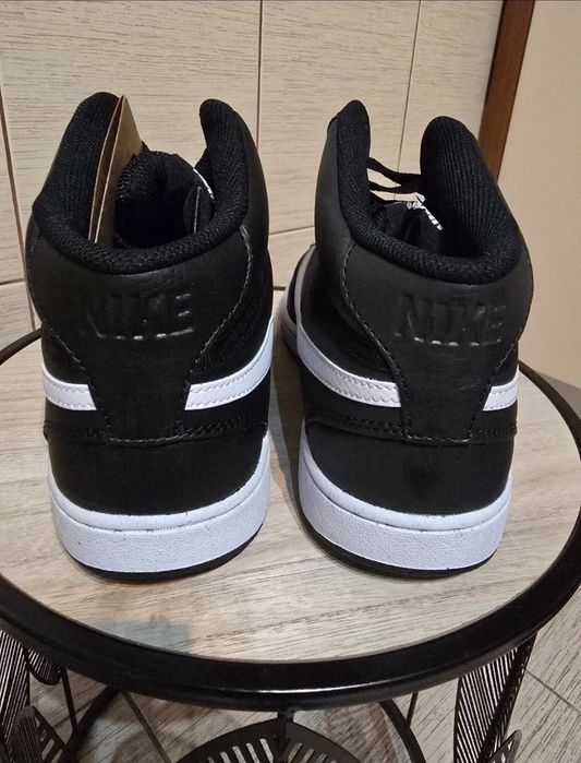Adidasi barbati Nike Court Vision marime 44