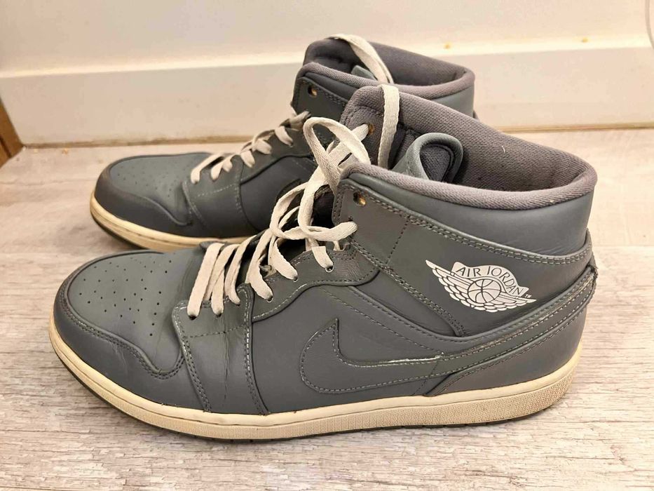 Nike Jordan 1 Mid Cool Grey marime 46 EU