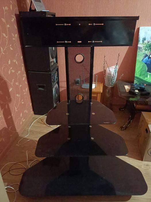 Стойка для телевизора мобильная с полочками