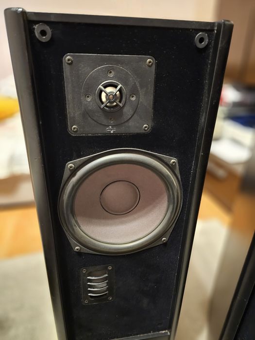 Boxe podea MB Quart 350 S, 110w pe 4 ohm, 18kg.