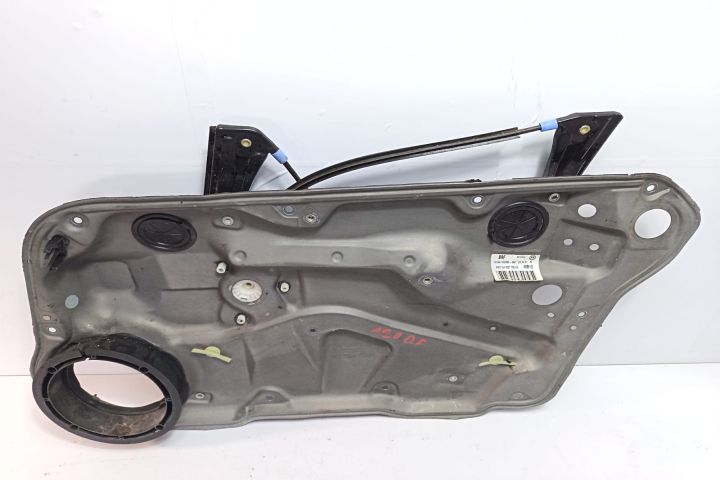 Macara geam dreapta fata  1J4837730AE Volkswagen VW Golf a 4-a genera