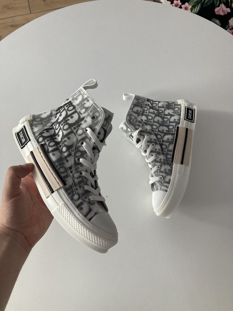 Adidasi / Sneakers Dior B23