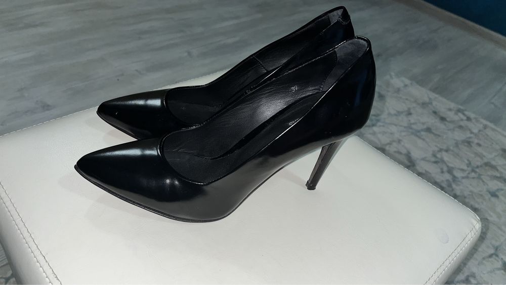 Pantofi  stiletto de la Comptoir des Cotonniers