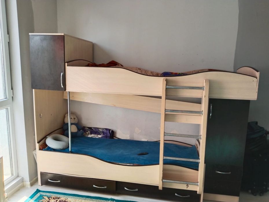 Кровать продам срочно