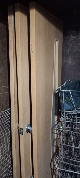 Продам межкомнатные двери