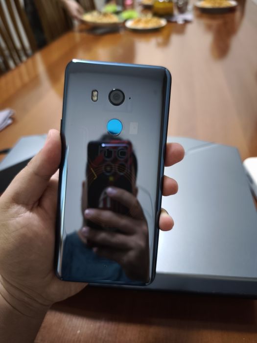 HTC U11+ 6/128 Taiwan