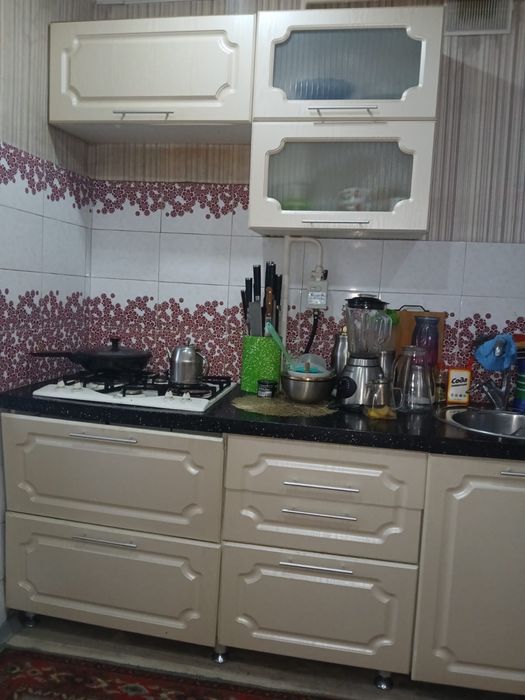 Отдам кухонный гарнитур