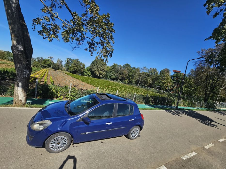 Vând Renault Clio 1.5 DCI
