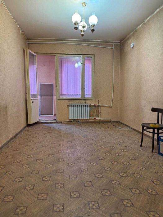 Продаю свою квартиру на Юнусабад-4 (2/2/4), Универсам, Посольство США