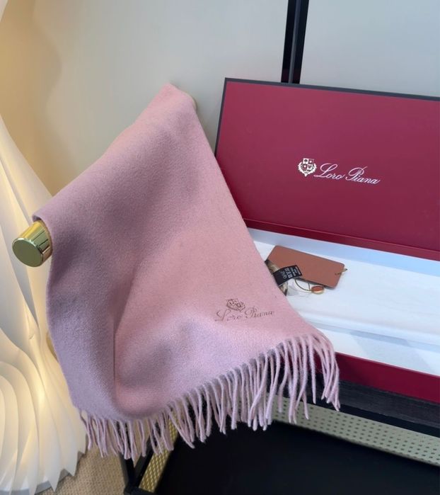 Fular Loro Piana , calitate premium , pe comanda , nou