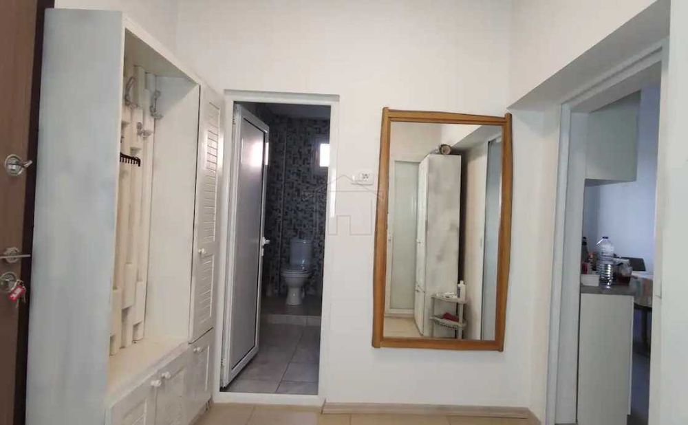 Дава се под наем Двустаен апартамент в Пловдив, Младежки Хълм - 55 кв.м за 341.7 € - Снимка #2