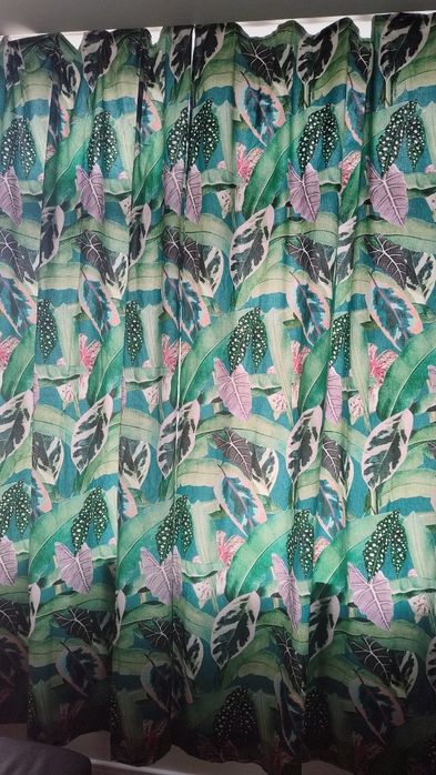 Завеси плътни зелени и тънки зелени