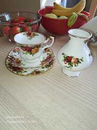 Троен сет и ваза Royal Albert old country roses