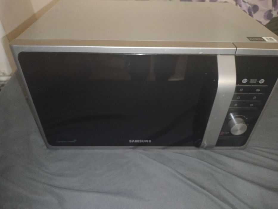 Cuptor cu microunde samsung
