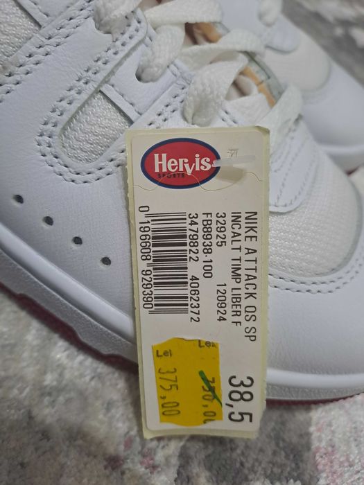 Nike Attack QS SP marimea 38.5 piele naturala