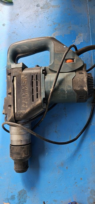 Перфоратор Bosch Hammer