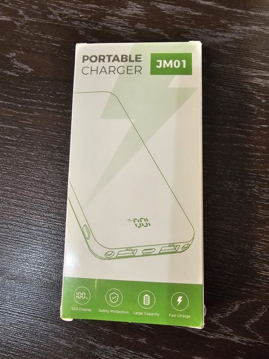 Baterie externa noua