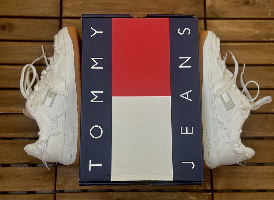 Tommy Hilfiger дамски кецове ЧИСТО НОВИ