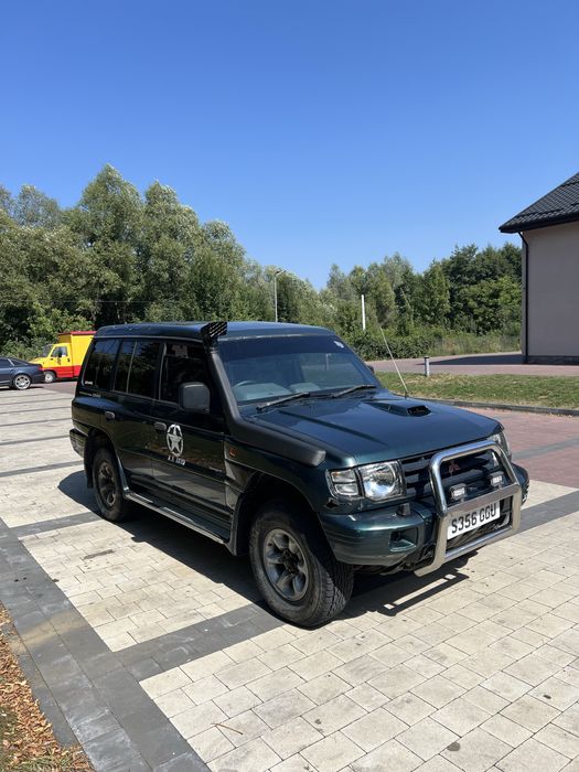 Mitsubishi Pajero 2.8 manual